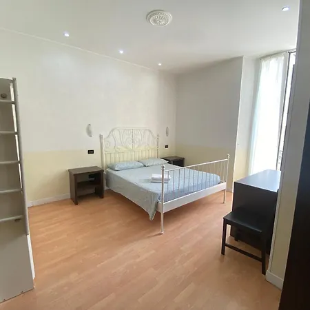 Casa de hóspedes Memole 3*