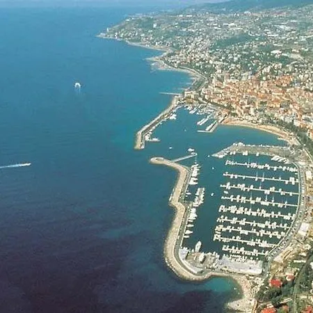 Konukevi Memole