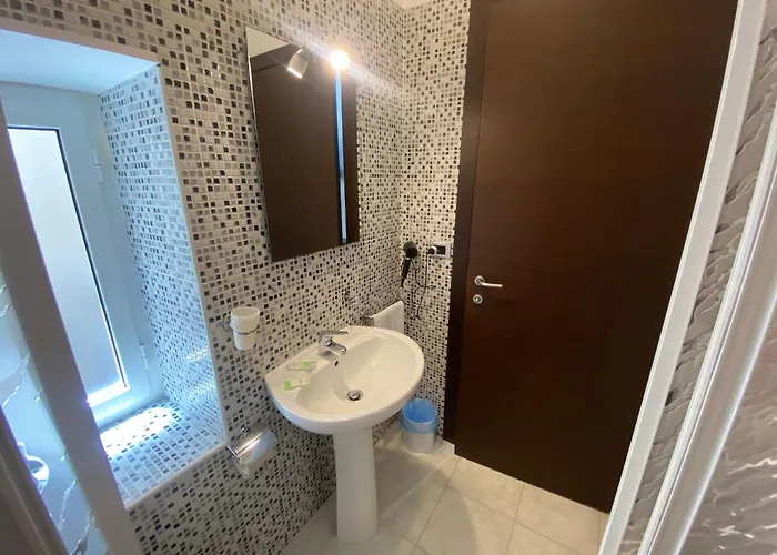 Memole Guest house 3*